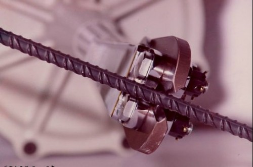 pneumatic cutting tool shearing rebar